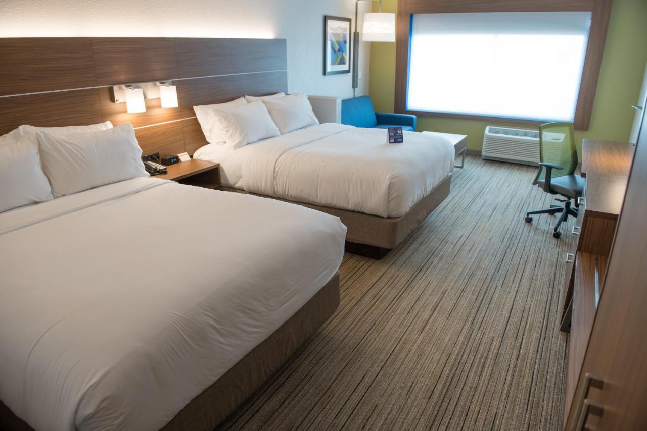 Holiday Inn Express Hotel & Suites Goshen By Ihg Exteriér fotografie