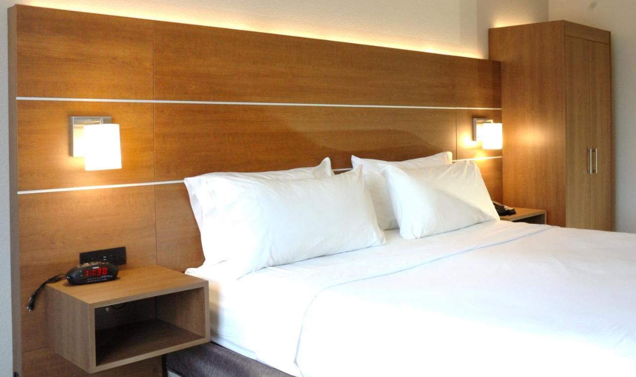 Holiday Inn Express Hotel & Suites Goshen By Ihg Exteriér fotografie